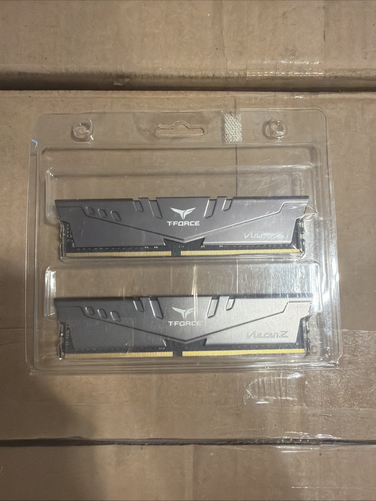 T-FORCE RAM DDR4(3200) 8GB T-FORCE VULCAN Z (TLZGD48G3200HC16F01) — product image 1